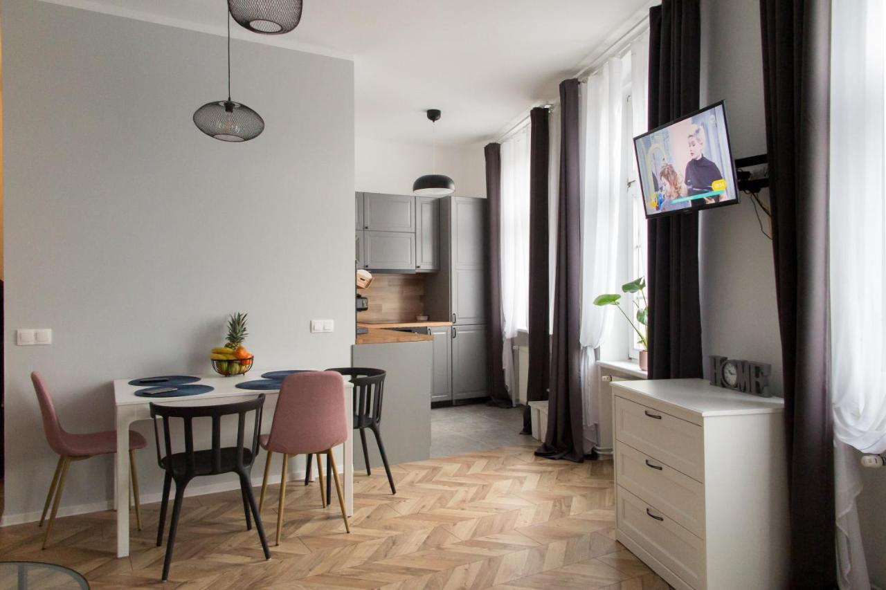 Apartament Magia Miasta Appartamento Jelenia Góra Esterno foto