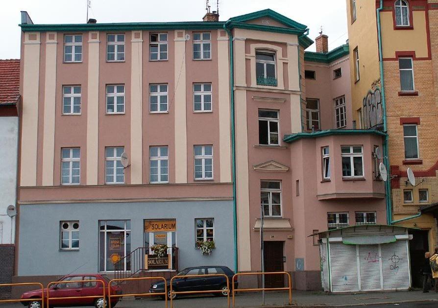 Apartament Magia Miasta Appartamento Jelenia Góra Esterno foto
