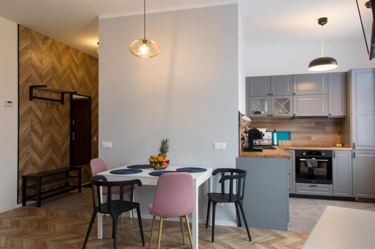 Apartament Magia Miasta Appartamento Jelenia Góra Esterno foto