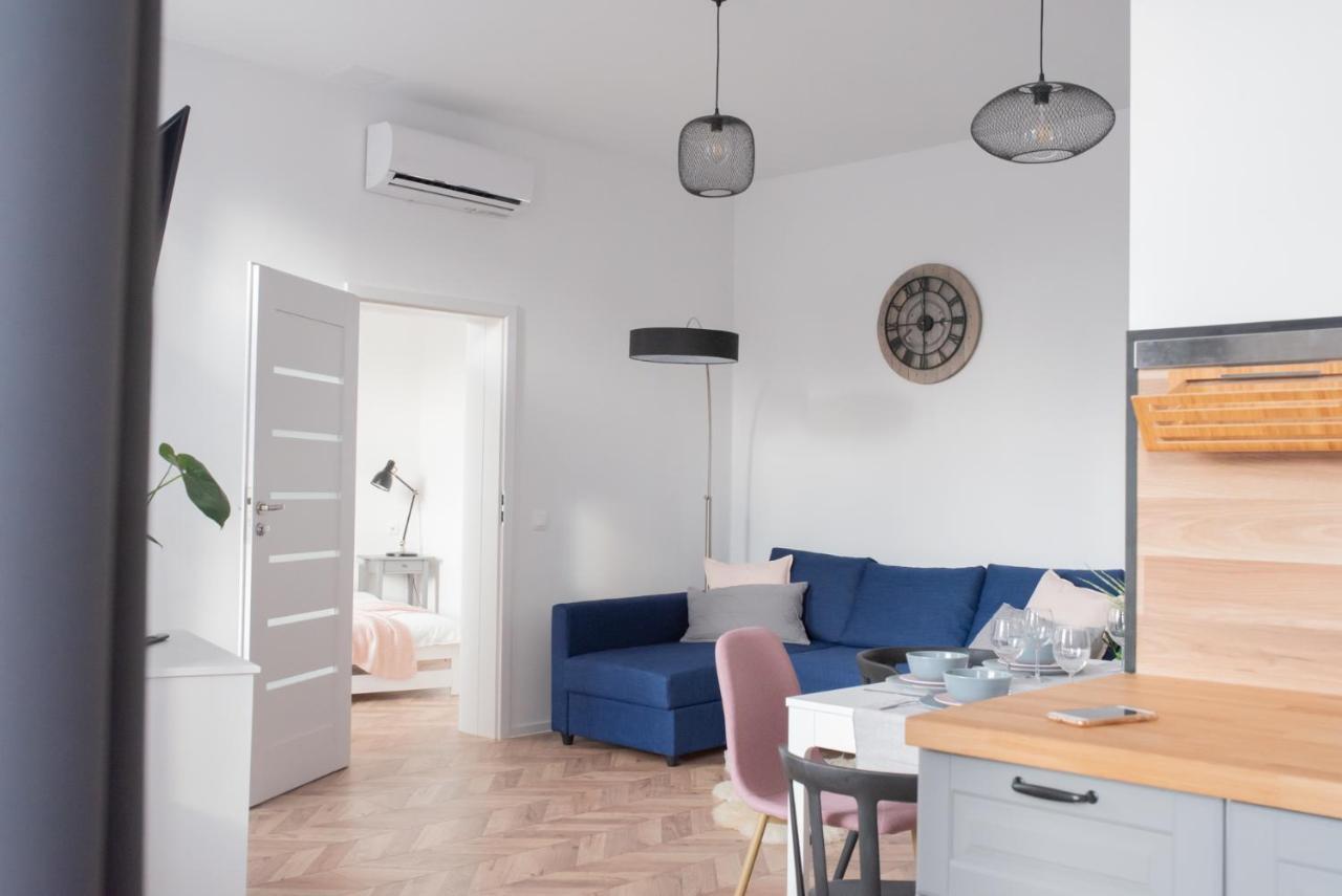 Apartament Magia Miasta Appartamento Jelenia Góra Esterno foto