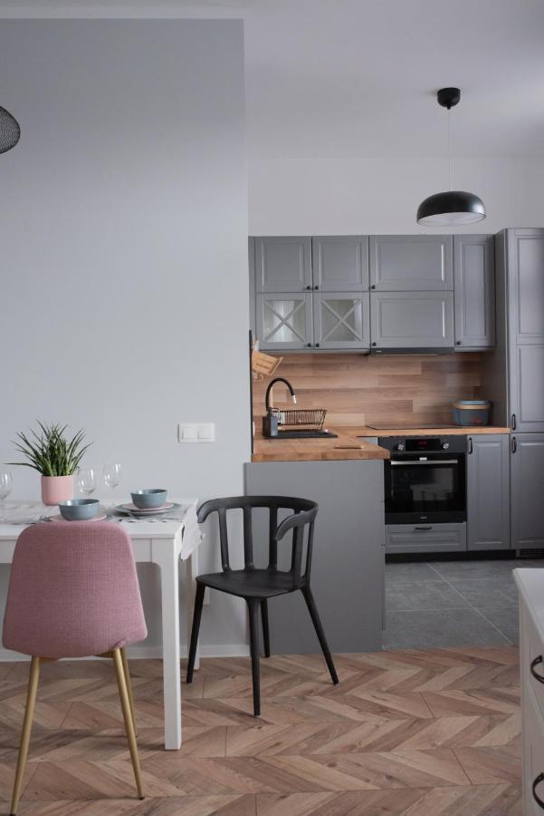 Apartament Magia Miasta Appartamento Jelenia Góra Esterno foto