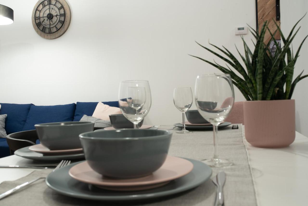 Apartament Magia Miasta Appartamento Jelenia Góra Esterno foto